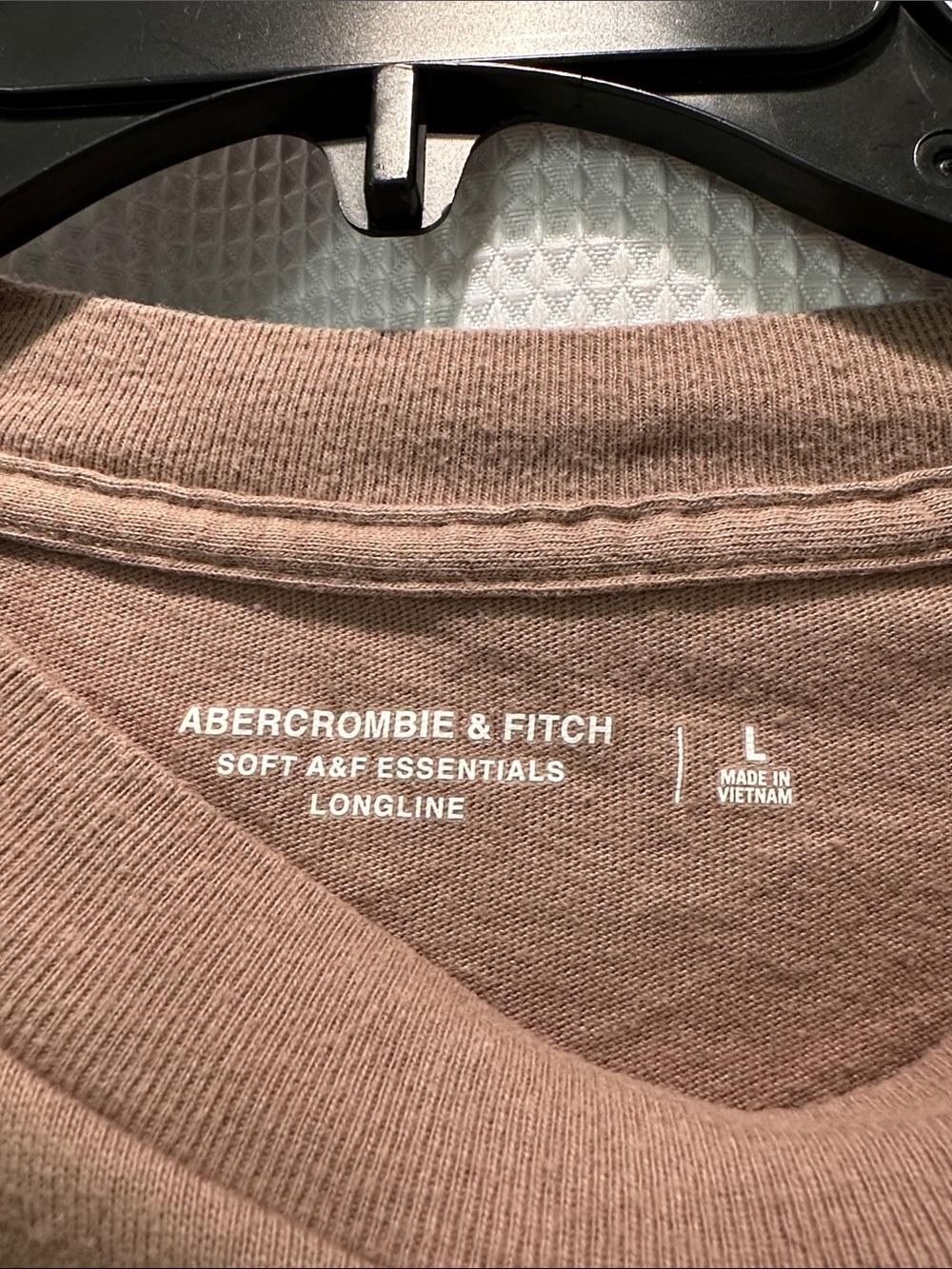 Abercrombie Men's Pocket Tee in Taupe Brown L - Picture 2 of 2